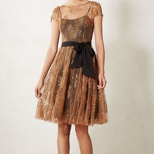 Stunning bronze lace dress - perfect for holiday parties
